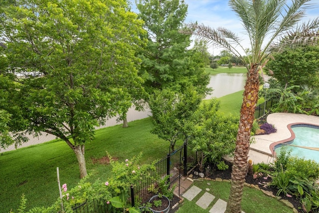 14 Tredington St, Sugar Land, TX 77479 - view of yard featuring a water view