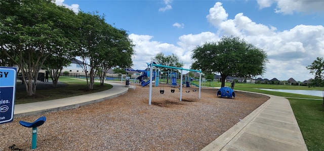 19210 Palfrey Prairie Trl, Tomball, TX 77377 - community jungle gym with a yard and a water view