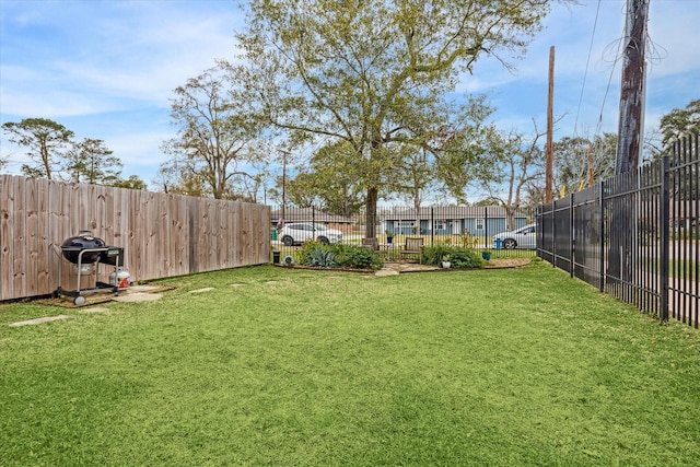 view of yard featuring fence