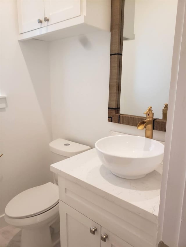 1217 Edwards St, Houston, TX 77007 - bathroom with vanity and toilet