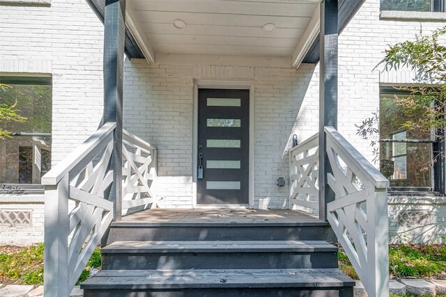 2102 Banks St, Houston, TX 77098 - entrance to property with brick siding