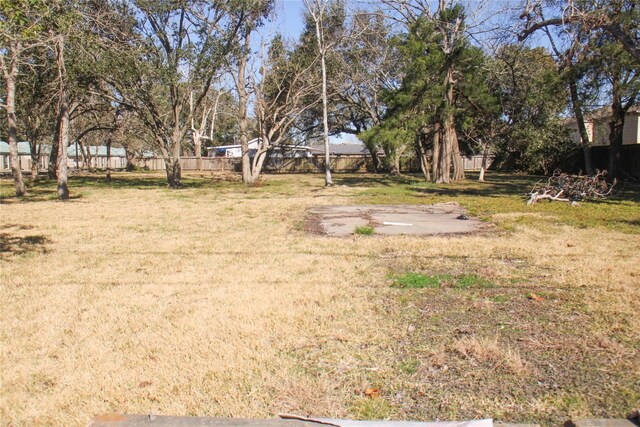 304 N Ormsby St, Alvin, TX 77511