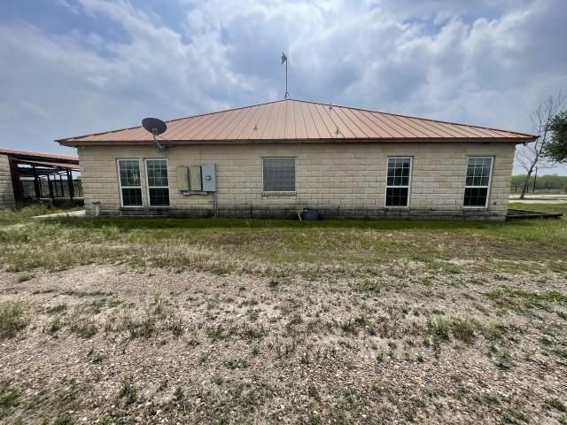 7448 N US Highway 281, Orange Grove, TX 78372