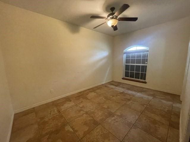 7448 N US Highway 281, Orange Grove, TX 78372