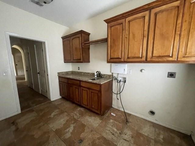 7448 N US Highway 281, Orange Grove, TX 78372