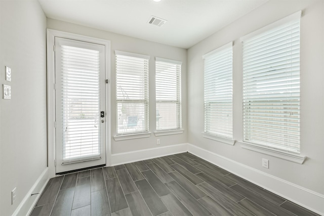 12107 Allington Cove Ln, Humble, TX 77346 - interior space featuring visible vents and a wealth of natural light