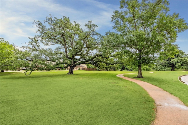 8207 Mesquite Hill Ln, Richmond, TX 77469 - view of property's community featuring a lawn and view of golf course