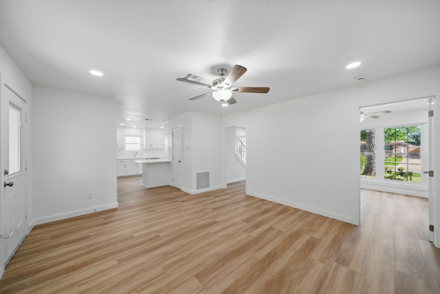 9711 Derrik Dr, Houston, TX 77080 - unfurnished living room featuring baseboards, visible vents, recessed lighting, and ceiling fan
