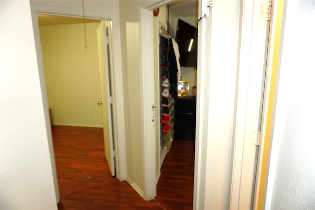 1120 Verde Trails Dr, Houston, TX 77073 - corridor with wood finished floors and baseboards