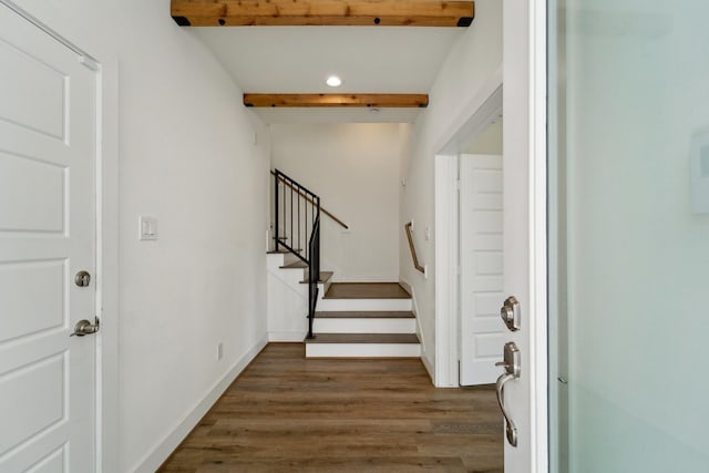 2520 Ohsfeldt St, Houston, TX 77008 - entryway featuring wood finished floors, stairway, baseboards, recessed lighting, and beamed ceiling