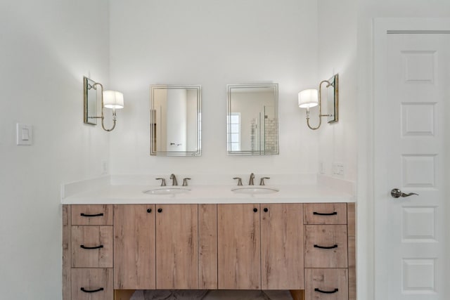 2520 Ohsfeldt St, Houston, TX 77008 - bathroom with double vanity