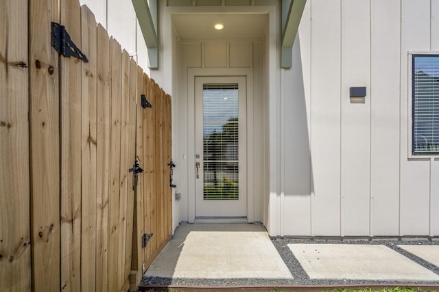 8411 Pech Landing Dr, Houston, TX 77055 - view of exterior entry featuring board and batten siding