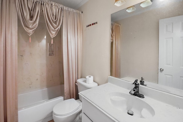 bathroom with shower / bath combo with shower curtain, toilet, and vanity