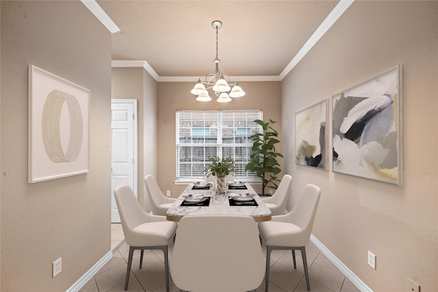 tiled dining area with crown molding, a notable chandelier, and baseboards