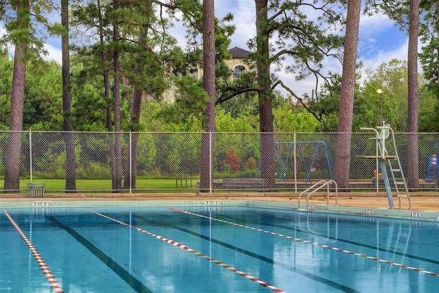 5021 Augusta St, Houston, TX 77007 - view of swimming pool with fence