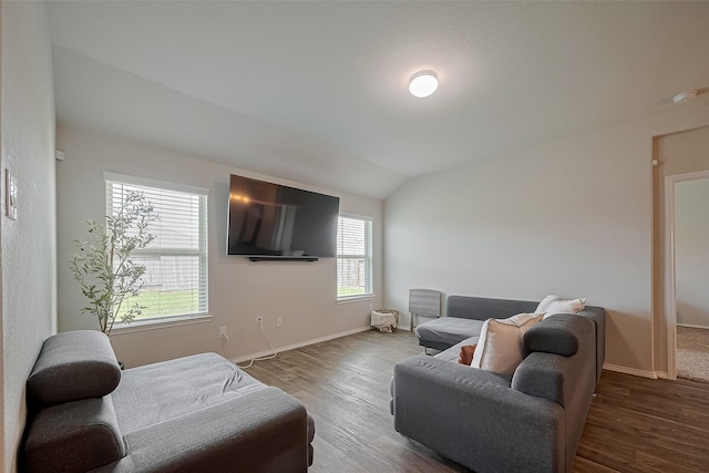 515 Green Clover Ln, Rosharon, TX 77583 - living area with vaulted ceiling, wood finished floors, and baseboards