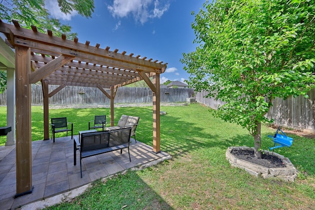 view of yard with a pergola, a patio area, and a fenced backyard