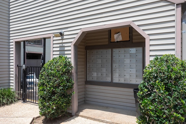 2025 Augusta Dr Unit 208, Houston, TX 77057 - view of community featuring mail area