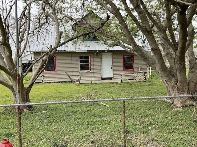 view of outdoor structure featuring a fenced backyard