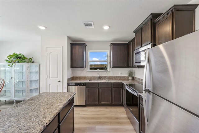 10810 Jowart Ct, Richmond, TX 77469 - photo 1