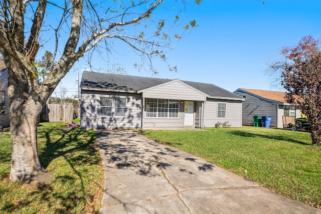 1237 San Felipe, Angleton, TX 77515 - photo 2