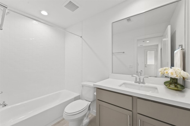 full bathroom featuring toilet, shower / bathing tub combination, visible vents, recessed lighting, and vanity