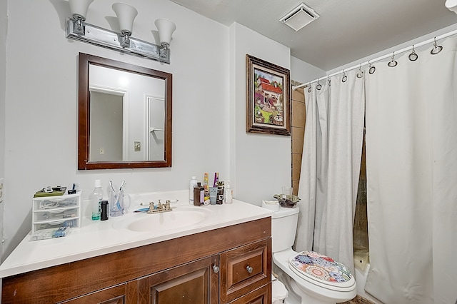 full bath with curtained shower, visible vents, toilet, and vanity