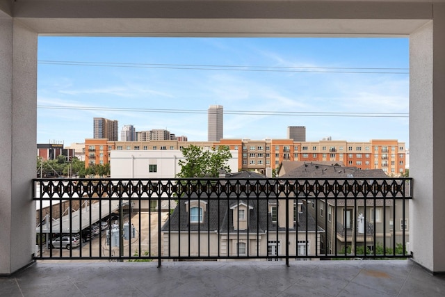 1323 Peden St, Houston, TX 77006 - balcony with a view of city