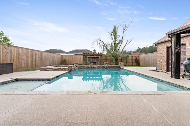 101 Sir Cameron, Lumberton, TX 77657 - view of swimming pool with a fenced backyard, a patio, and a pool with connected hot tub