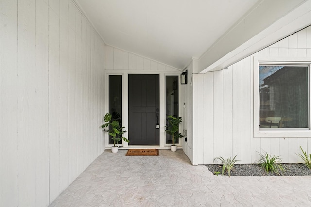 view of entrance to property