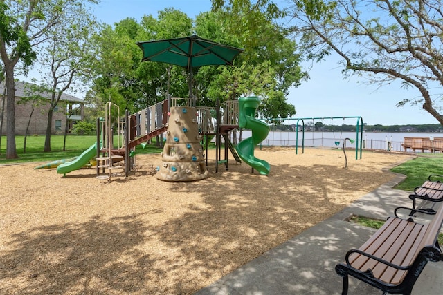 3902 Lakeridge Canyon Dr, Sugar Land, TX 77498 - community jungle gym featuring fence