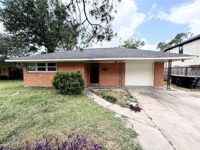 7905 Turquoise Ln, Houston, TX 77055 - ranch-style home featuring brick siding, a garage, and concrete driveway