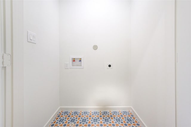 4009 New Orleans St A/B, Unit A/B Houston, TX 77020 - laundry area with hookup for a washing machine, baseboards, electric dryer hookup, and laundry area