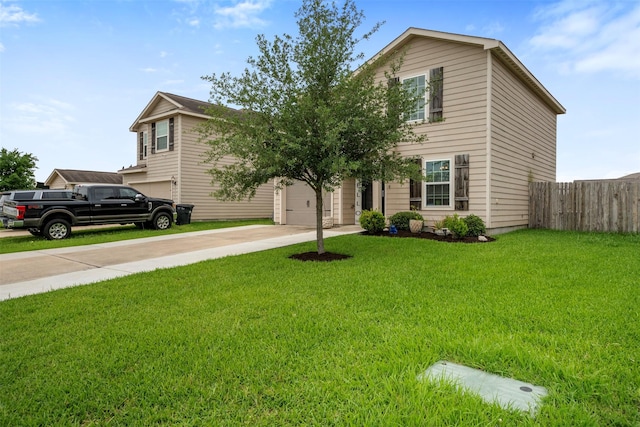 view of front of property with a front lawn, fence, and driveway