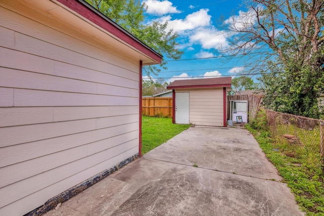 406 Red Ripple Rd, Houston, TX 77091 - garage with a shed and fence