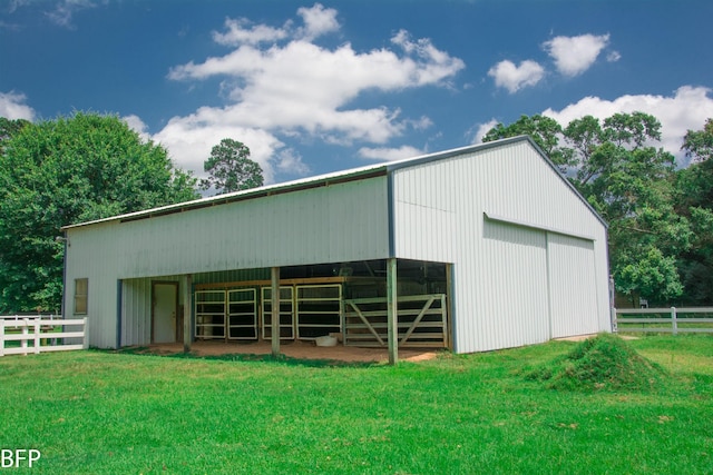 view of outdoor structure featuring an outbuilding and an exterior structure