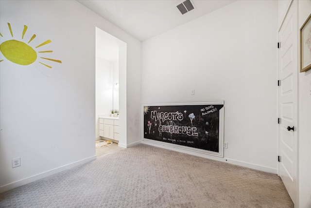 8818 Laurel Crest Dr, Missouri City, TX 77459 - unfurnished bedroom with visible vents, carpet flooring, baseboards, and connected bathroom