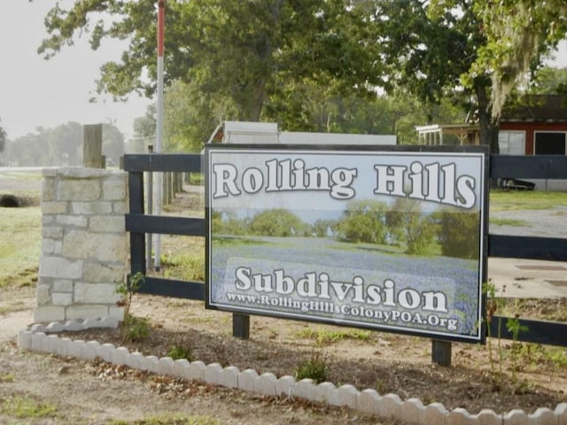 24994 Armagh St, Hempstead, TX 77445 - view of community sign