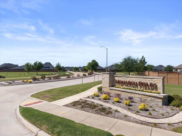 7262 Monarch Dr, Katy, TX 77493 - community / neighborhood sign featuring a residential view, fence, and a yard