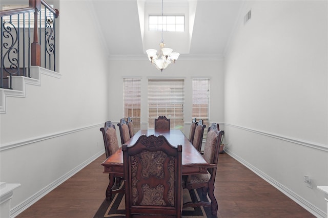 17922 Harbour Bridge Point Dr, Cypress, TX 77429 - dining space with a chandelier, high vaulted ceiling, wood finished floors, ornamental molding, and baseboards