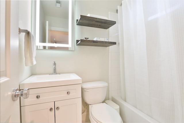 full bath featuring visible vents, toilet, and vanity