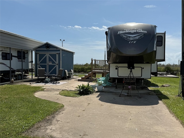1283 N Monkhouse Dr, Port Bolivar, TX 77650