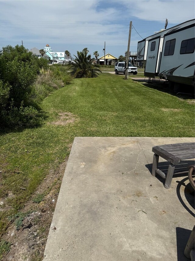 1283 N Monkhouse Dr, Port Bolivar, TX 77650