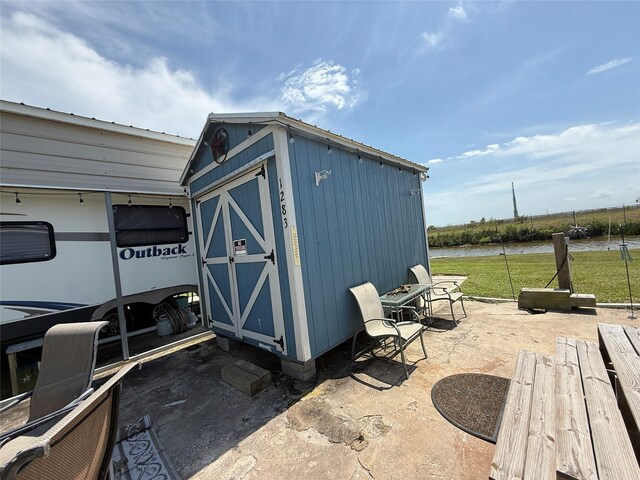 1283 N Monkhouse Dr, Port Bolivar, TX 77650