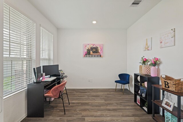 office area featuring recessed lighting, visible vents, wood finished floors, and baseboards