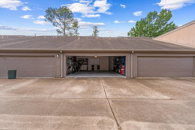 1201 Bering Dr Unit 28, Houston, TX 77057 - view of garage