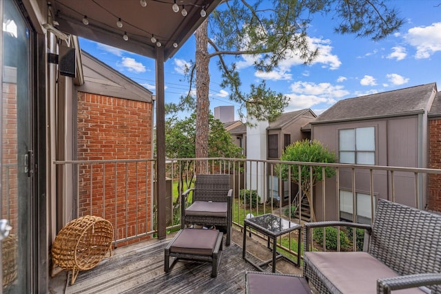 1201 Bering Dr Unit 28, Houston, TX 77057 - view of balcony