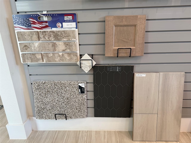 3220 Bello Green Ln, Katy, TX 77493 - detailed view of wood finished floors