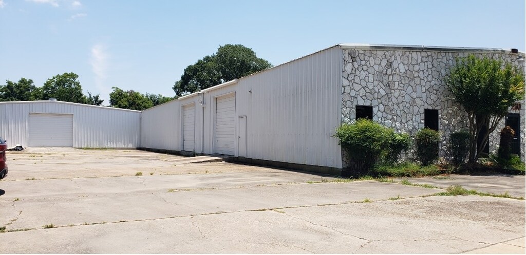 10210 Fulton St, Houston, TX 77076
