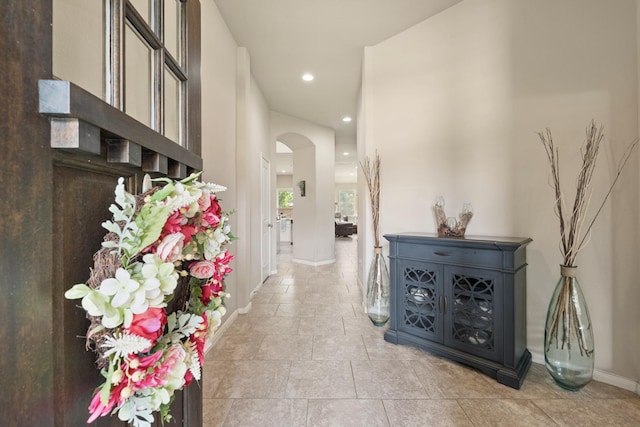 3639 Daintree Park Dr, Katy, TX 77494 - hall featuring arched walkways, baseboards, and recessed lighting